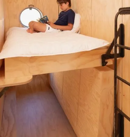 Lakehouse Type A Holiday home Oud Ade